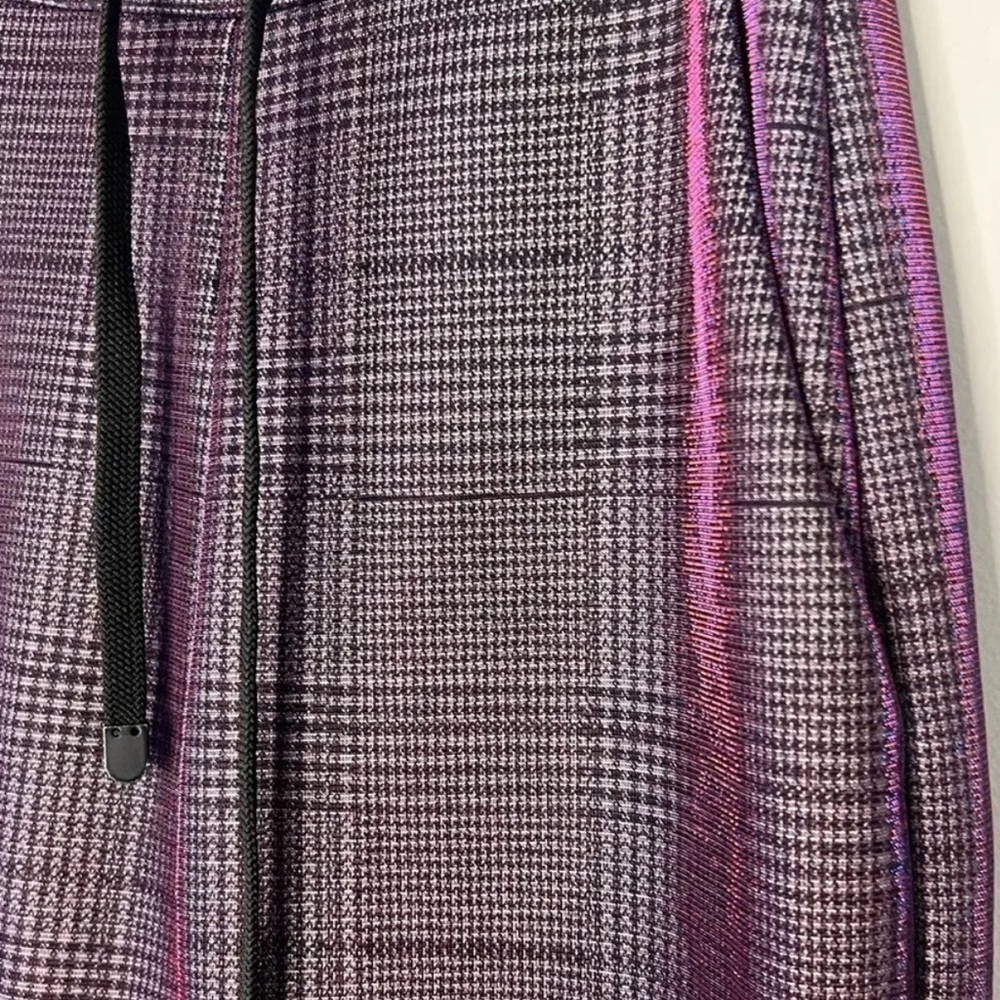 Noli Yoga Size S Vienna Metallic Plaid Joggers - Picture 7 of 7